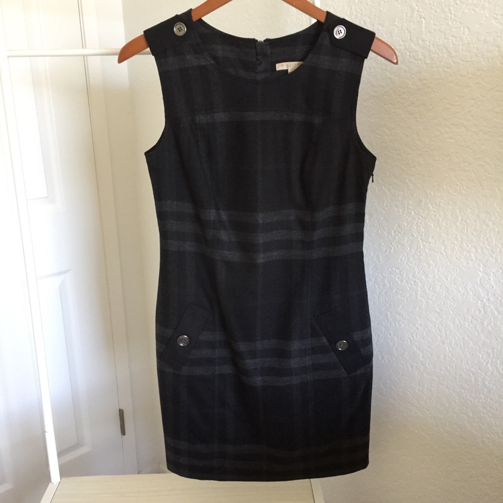 Burberry gray check shift wool dress - Picture 2 of 13